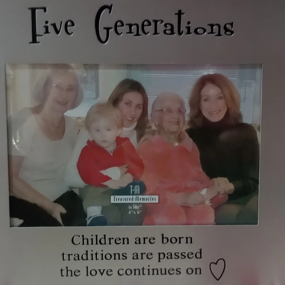Silver Photo Frame - Picture 1 of 3